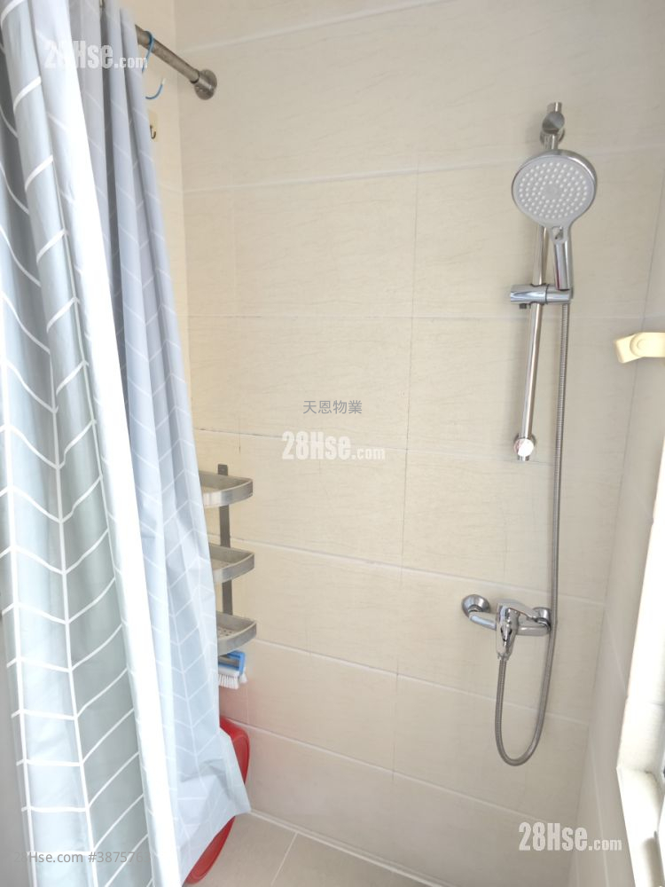 Causeway Bay Rental 2 Bedrooms , 1 Bathroom 250 ft² ( 23.2 m² )
