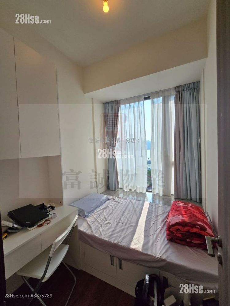 Maya Rental 3 Bedrooms , 2 Bathrooms 795 ft² ( 73.9 m² )
