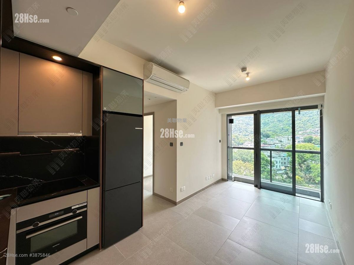 Silicon Hill Rental 2 Bedrooms , 1 Bathroom 402 ft² ( 37.3 m² )