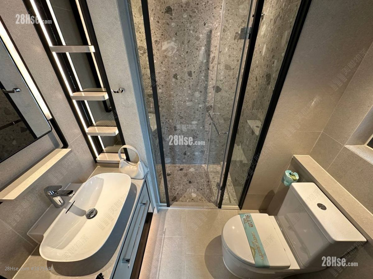 Silicon Hill Rental 2 Bedrooms , 1 Bathroom 402 ft² ( 37.3 m² )