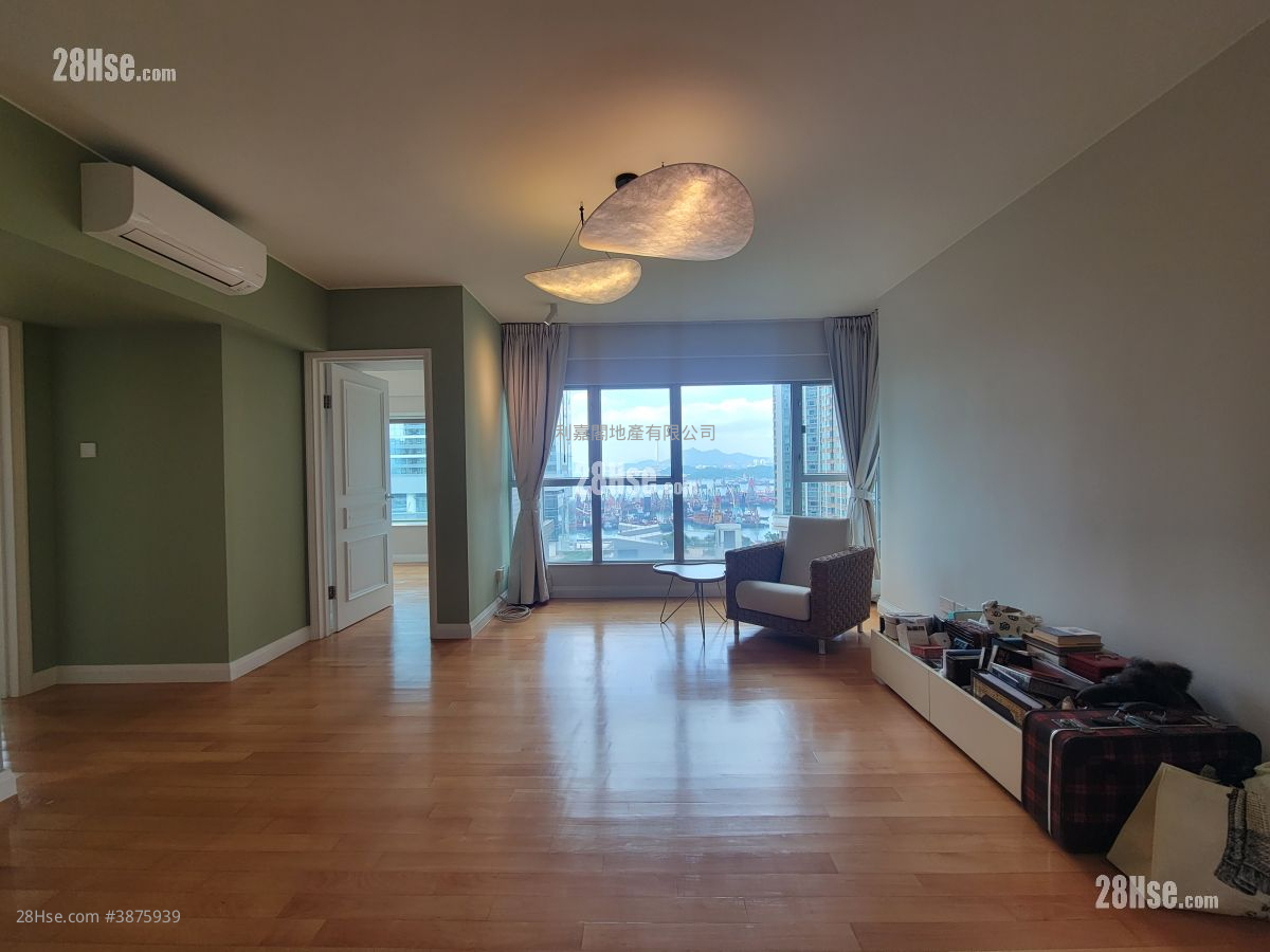 The Waterfront Rental 3 Bedrooms , 2 Bathrooms 1,074 ft² ( 99.8 m² )