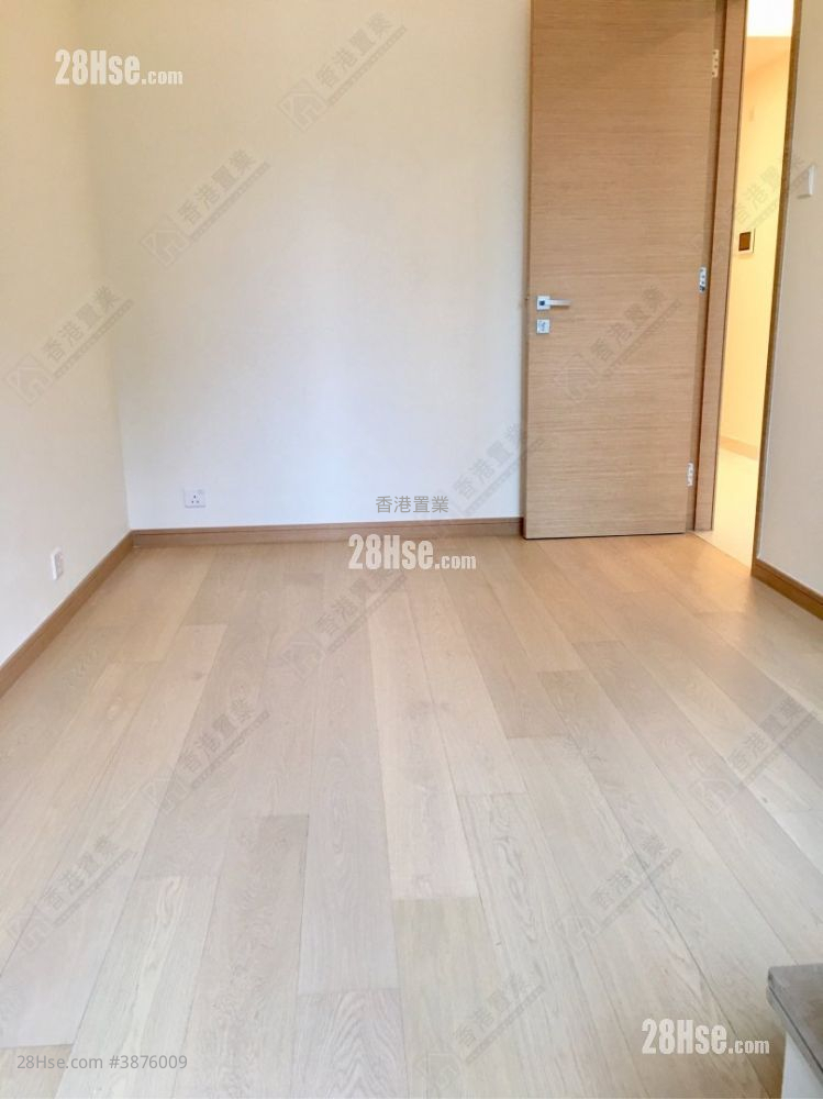 Mantin Heights Sell 1 Bedroom , 1 Bathroom 402 ft² ( 37.3 m² )