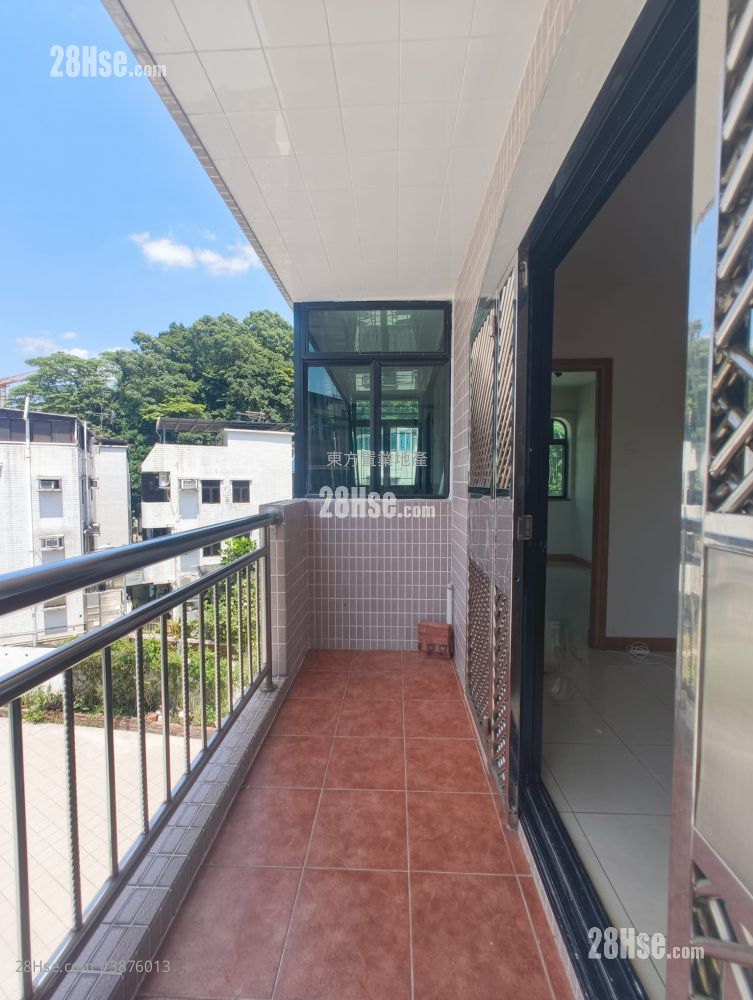 Village Rental 3 Bedrooms , 1 Bathroom 700 ft² ( 65.0 m² )