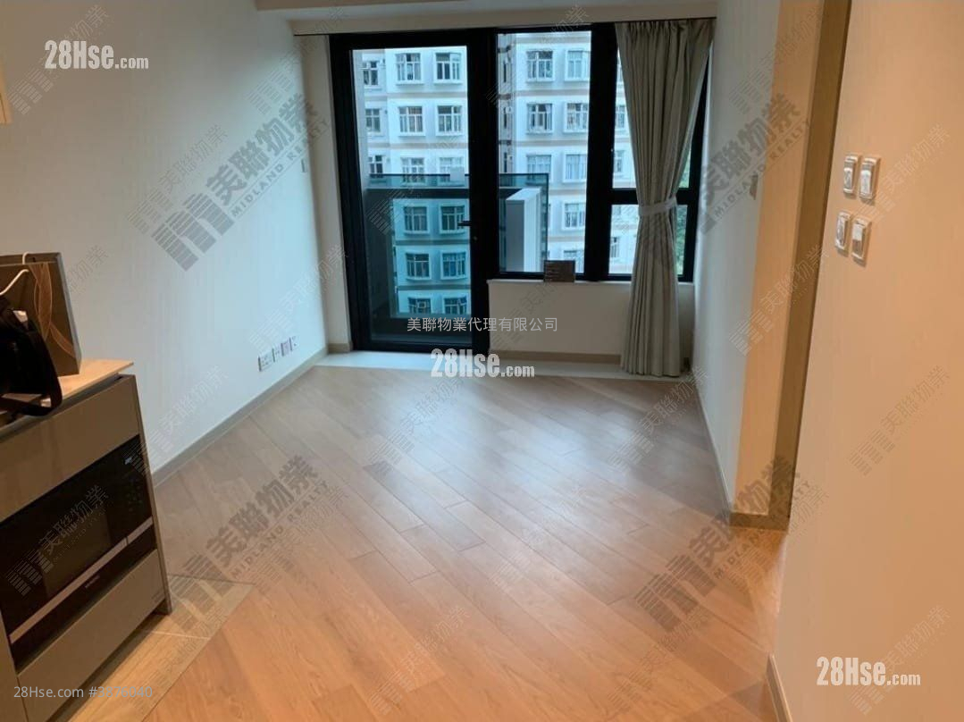 Mount Regency Sell 2 Bedrooms , 1 Bathroom 386 ft² ( 35.9 m² )