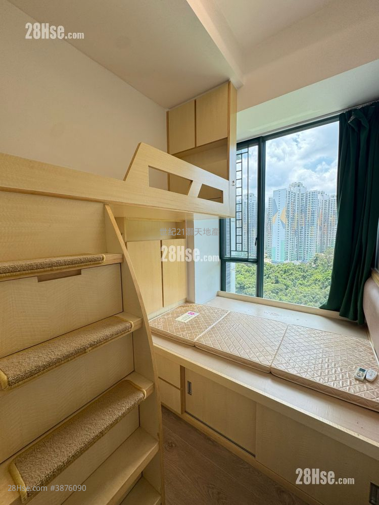 Mont Vert Rental 3 Bedrooms , 3 Bathrooms 949 ft² ( 88.2 m² )