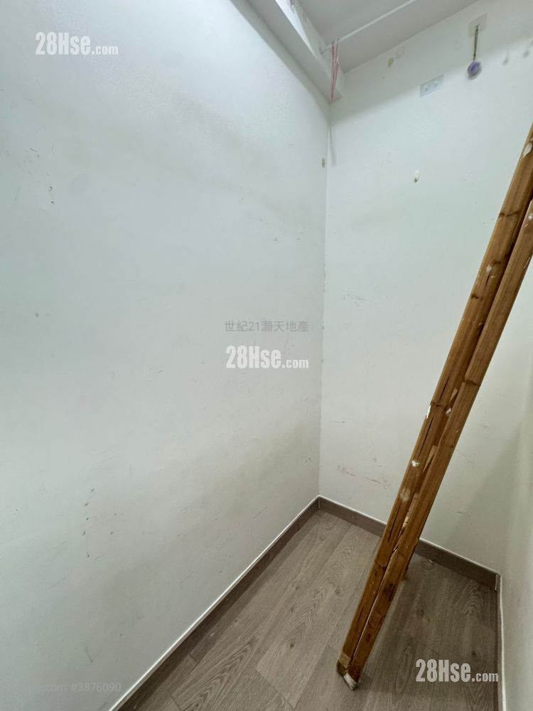Mont Vert Rental 3 Bedrooms , 3 Bathrooms 949 ft² ( 88.2 m² )
