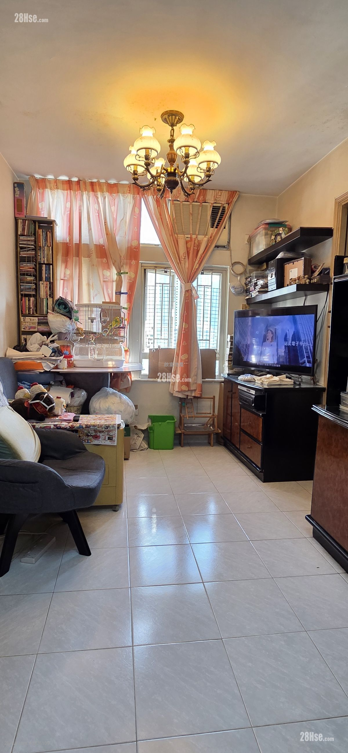 Kwai Yin Court Sell 2 Bedrooms , 1 Bathroom 401 ft² ( 37.3 m² )