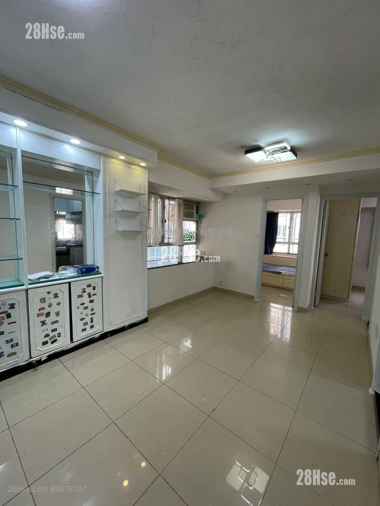 Po Hang Building Rental 2 Bedrooms , 1 Bathroom 368 ft² ( 34.2 m² )