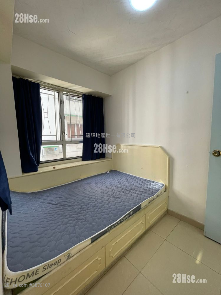 Po Hang Building Rental 2 Bedrooms , 1 Bathroom 368 ft² ( 34.2 m² )