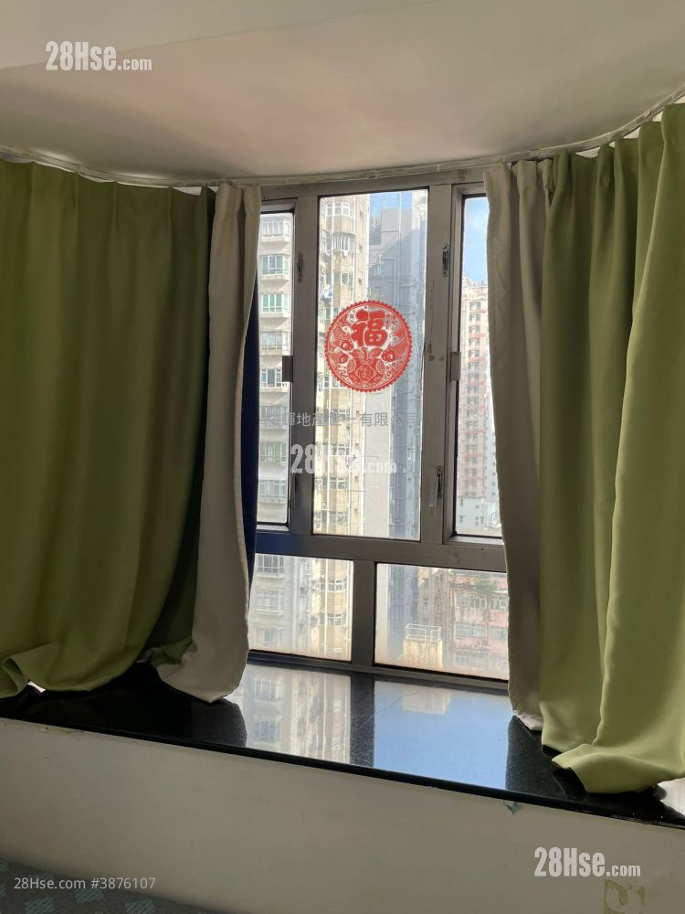 Po Hang Building Rental 2 Bedrooms , 1 Bathroom 368 ft² ( 34.2 m² )