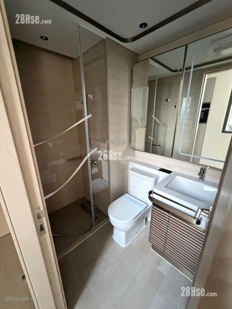 Gold Coast Bay Rental 1 Bedroom , 1 Bathroom 312 ft² ( 29.0 m² )