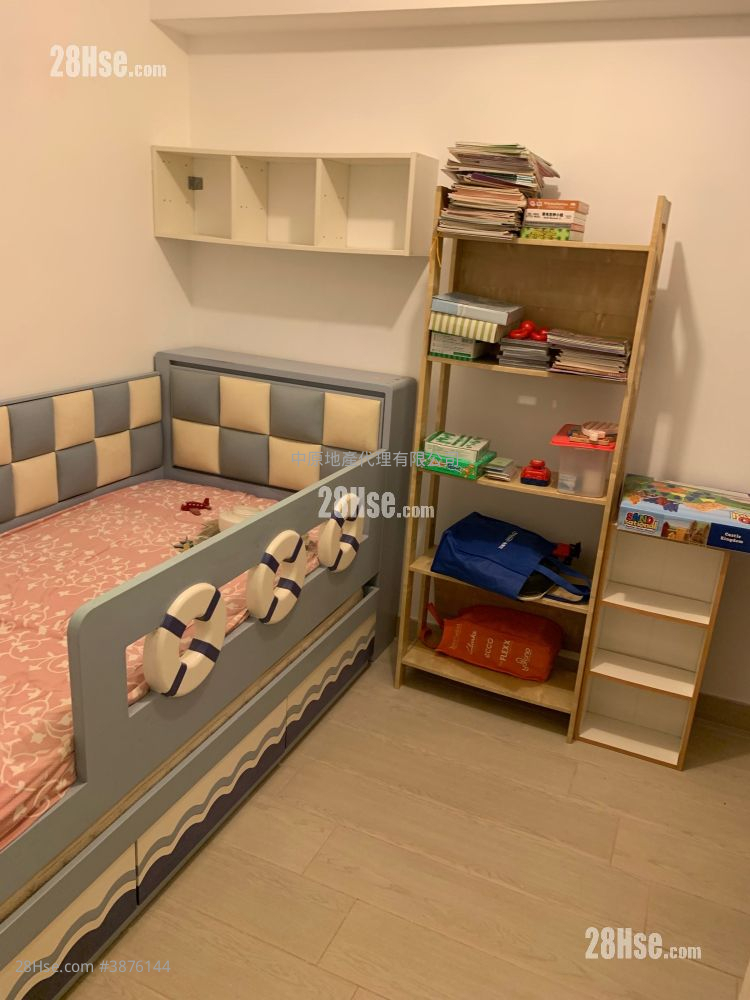 Belvedere Garden Sell 3 Bedrooms 742 ft² ( 68.9 m² )