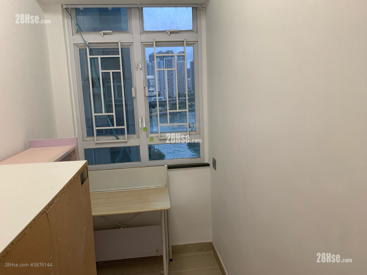 Belvedere Garden Sell 3 Bedrooms 742 ft² ( 68.9 m² )