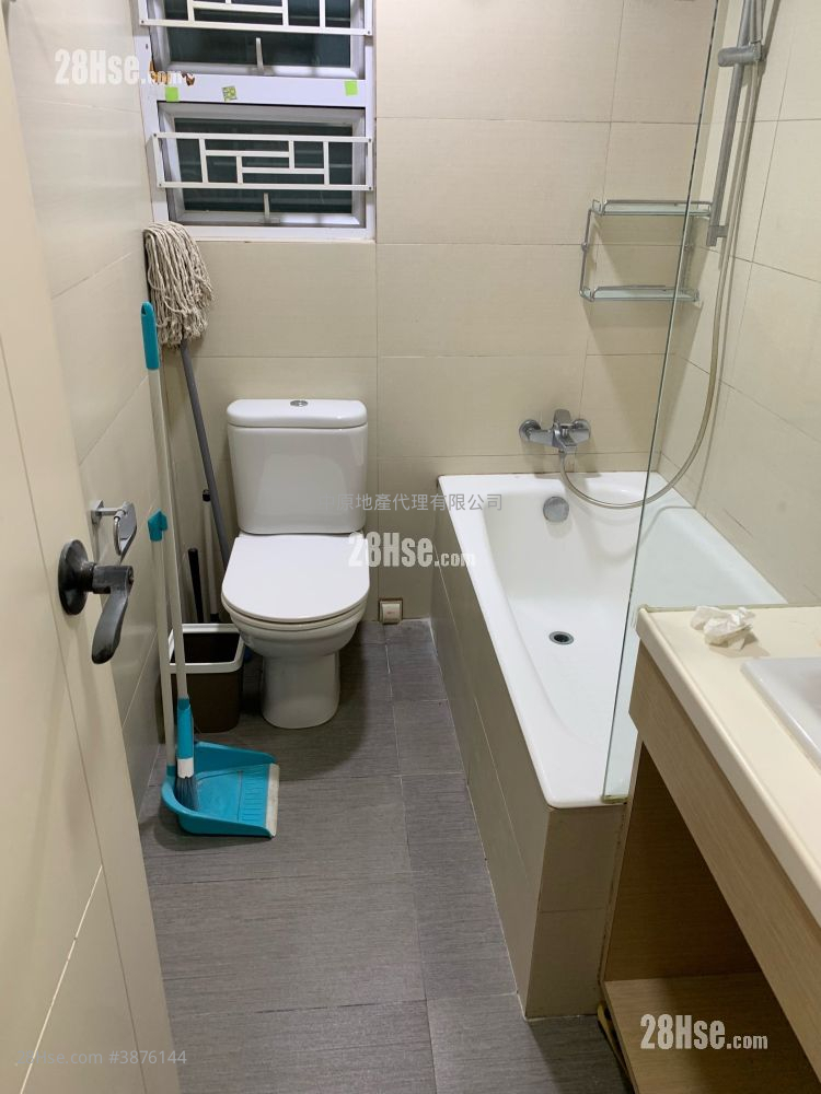 Belvedere Garden Sell 3 Bedrooms 742 ft² ( 68.9 m² )