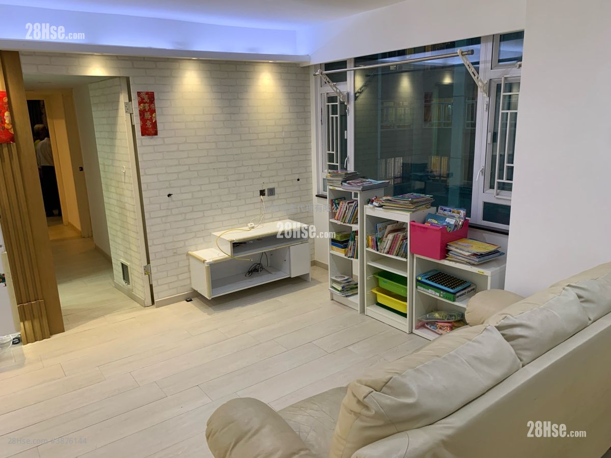 Belvedere Garden Sell 3 Bedrooms 742 ft² ( 68.9 m² )