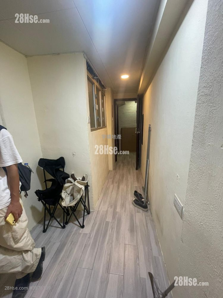 Chinese Mansion Sell 4 Bedrooms , 4 Bathrooms 666 ft² ( 61.9 m² )