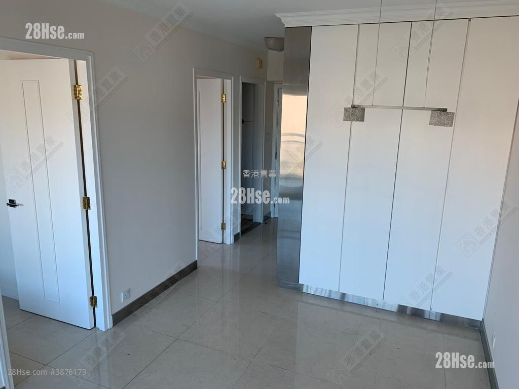 Hampton Place Rental 2 Bedrooms , 1 Bathroom 440 ft² ( 40.9 m² )