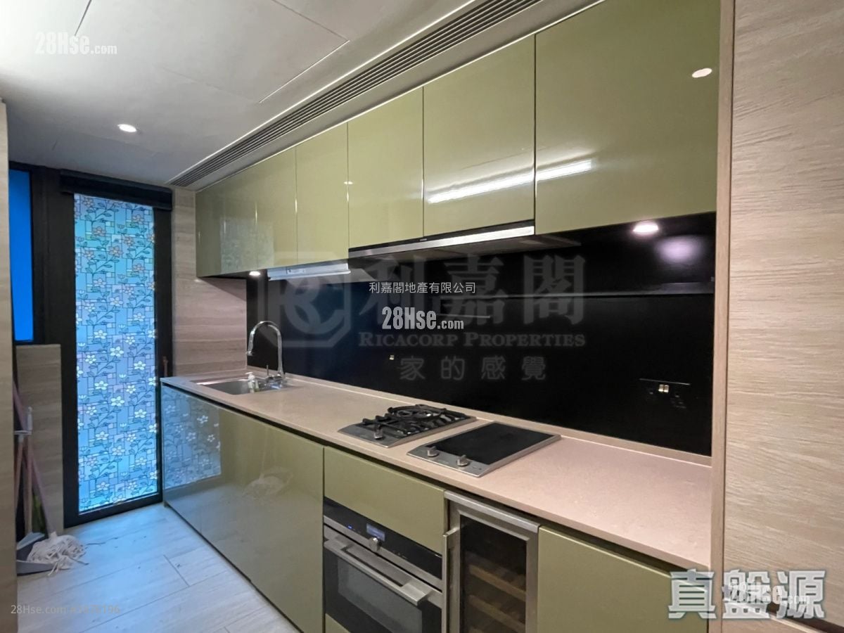 kitchen: Fleur Pavilia Sell 2 Bedrooms 605 ft² ( 56.2 m² )