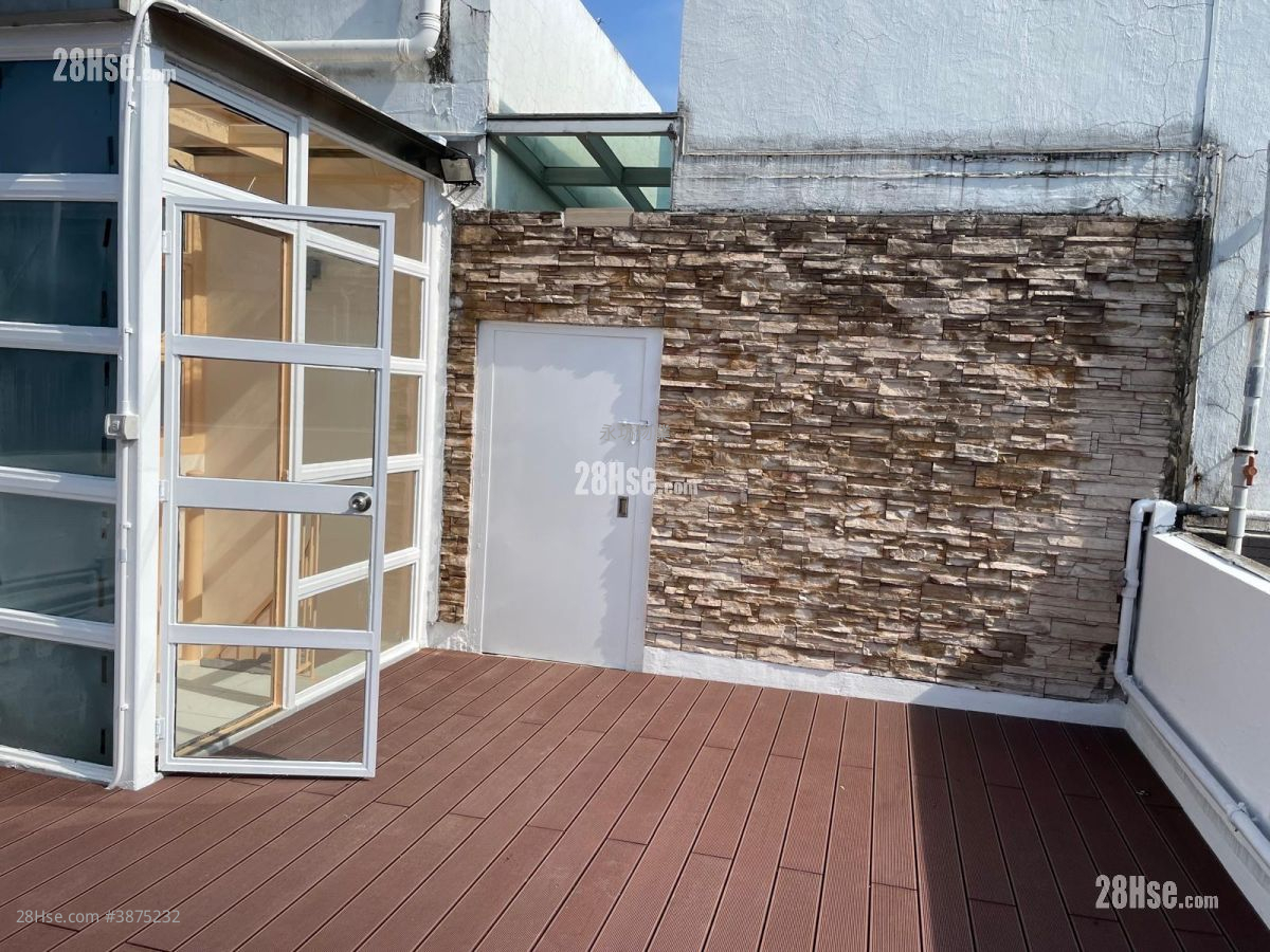 Peak Garden Court Rental 2 Bedrooms , 1 Bathroom 633 ft² ( 58.8 m² )