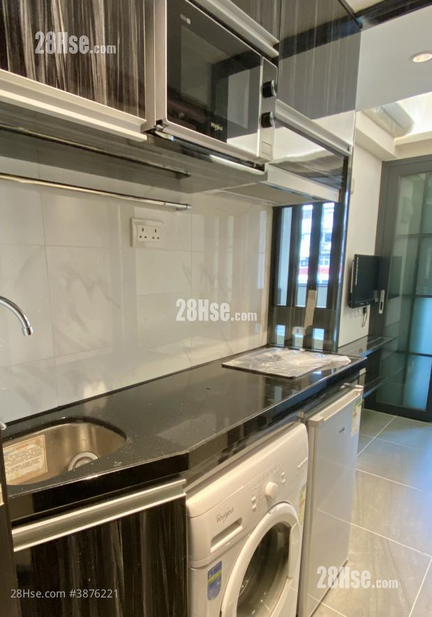 ◆ Landlord ◆ No Agency Fee ◆ East Asia Mansion ◆ Rental 1 Bedroom , 1 Bathroom 180 ft² ( 16.7 m² )