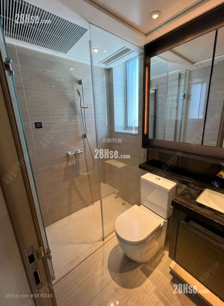 Cullinan West Rental 2 Bedrooms , 1 Bathroom 440 ft² ( 40.9 m² )
