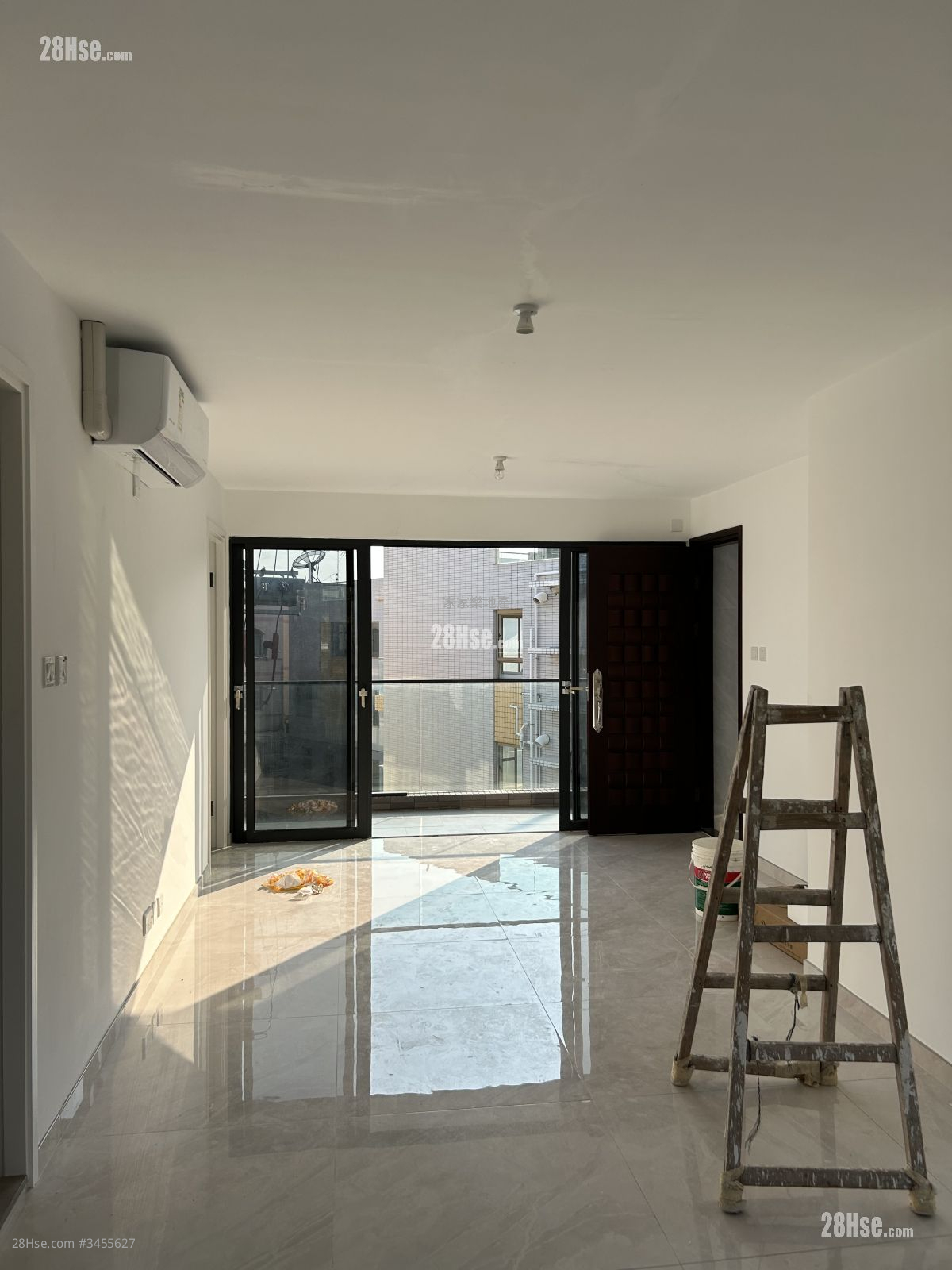 F Angling Rental 3 Bedrooms , 1 Bathroom 650 ft² ( 60.4 m² )