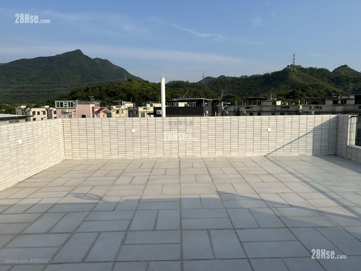F Angling Rental 3 Bedrooms , 1 Bathroom 650 ft² ( 60.4 m² )