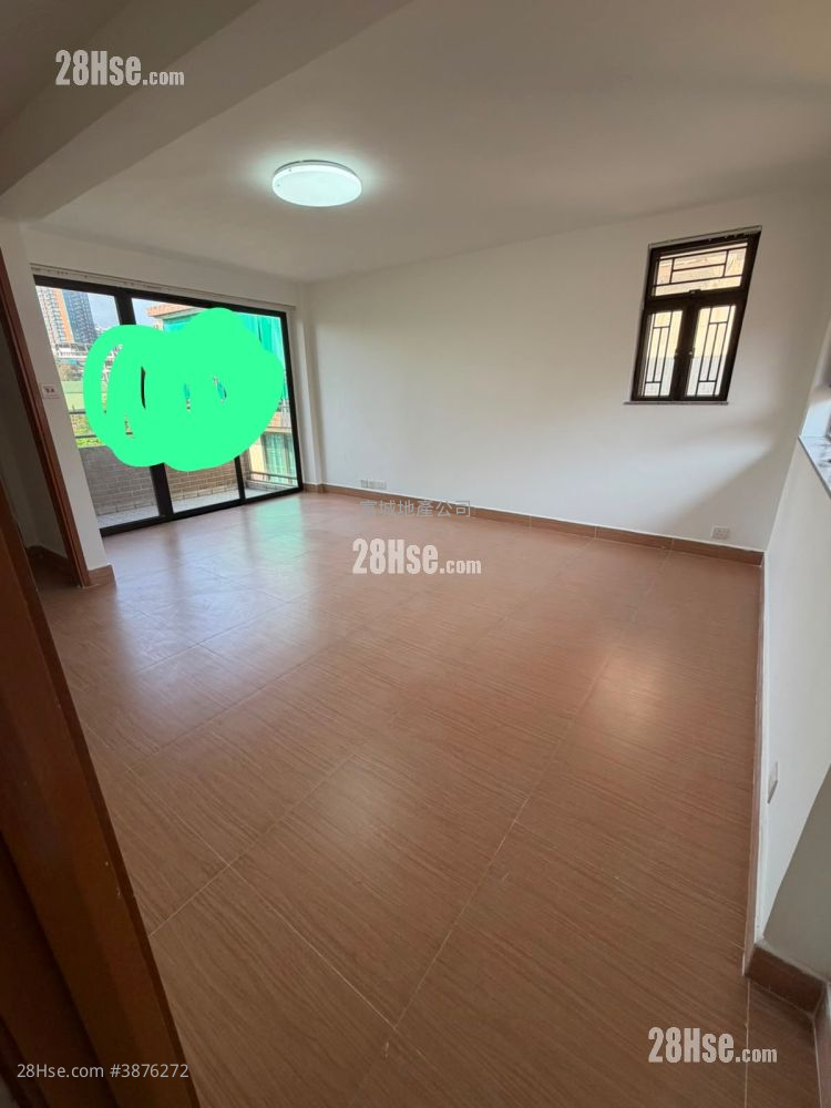 Village Rental 4 Bedrooms , 3 Bathrooms 1,600 ft² ( 148.6 m² )