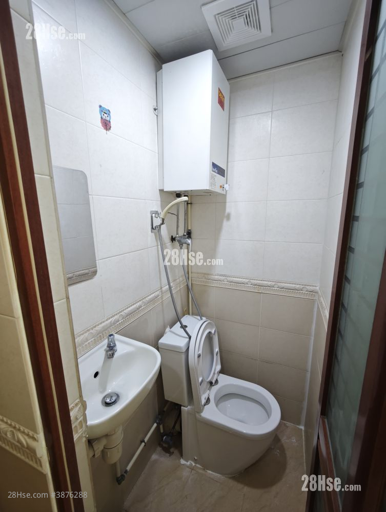 25-27 Fife Street Rental 150 ft² ( 13.9 m² )