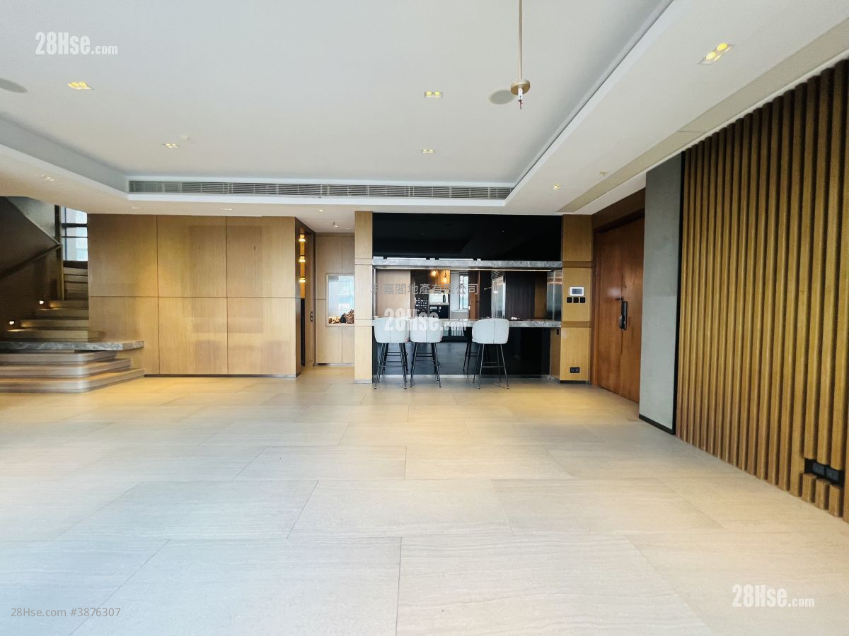 8 Chun Fai Terrace Rental 3 Bedrooms , 2 Bathrooms 3,083 ft² ( 286.4 m² )