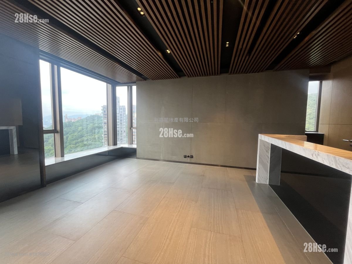8 Chun Fai Terrace Rental 3 Bedrooms , 2 Bathrooms 3,083 ft² ( 286.4 m² )