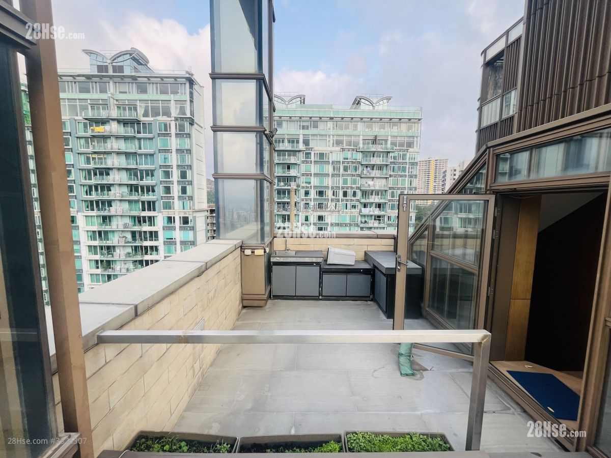 8 Chun Fai Terrace Rental 3 Bedrooms , 2 Bathrooms 3,083 ft² ( 286.4 m² )