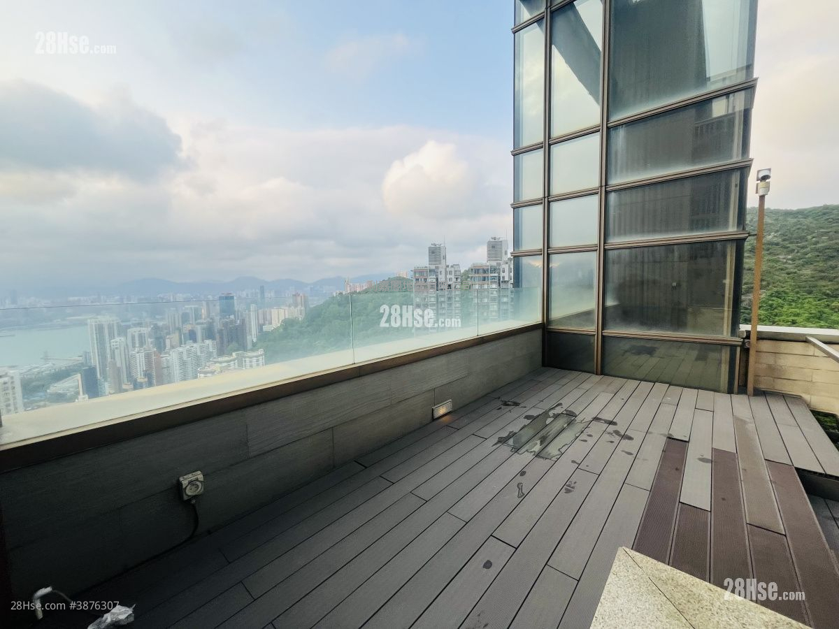 8 Chun Fai Terrace Rental 3 Bedrooms , 2 Bathrooms 3,083 ft² ( 286.4 m² )