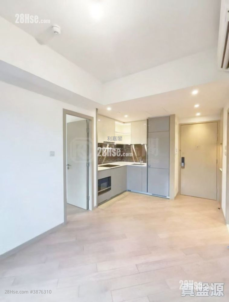 Mount Regency Sell 2 Bedrooms 414 ft² ( 38.5 m² )