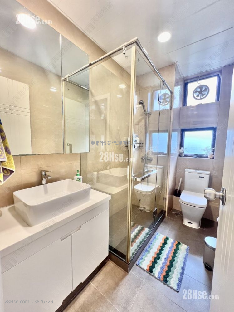 Fook Cheung Mansion Rental 4 Bedrooms , 2 Bathrooms 1,375 ft² ( 127.7 m² )