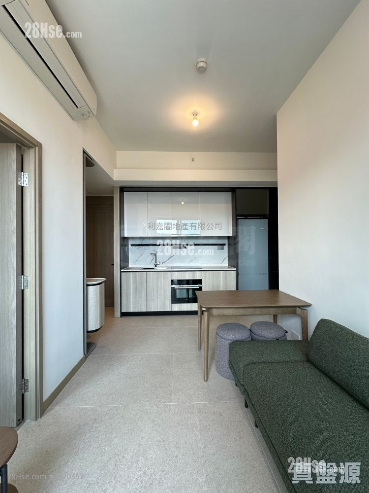 Sierra Sea Rental 2 Bedrooms , 1 Bathroom 447 ft² ( 41.5 m² )