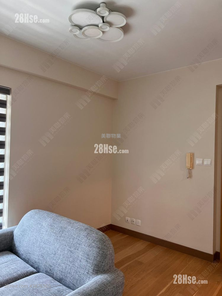 Harbour Green Sell 3 Bedrooms 541 ft² ( 50.3 m² )
