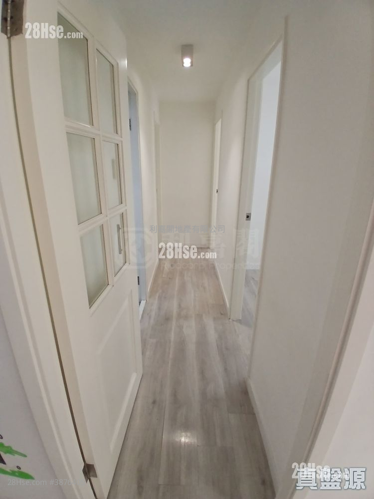 Mei Foo Sun Chuen Rental 3 Bedrooms , 2 Bathrooms 779 ft² ( 72.4 m² )