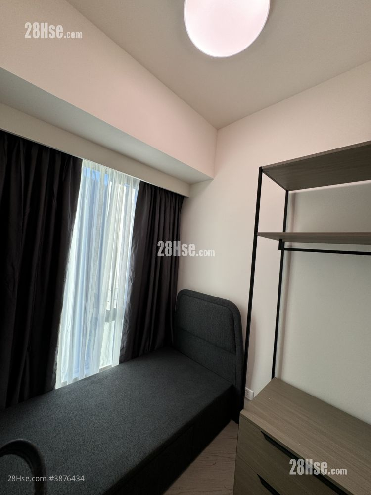 Silicon Hill Rental 2 Bedrooms , 1 Bathroom 420 ft² ( 39.0 m² )