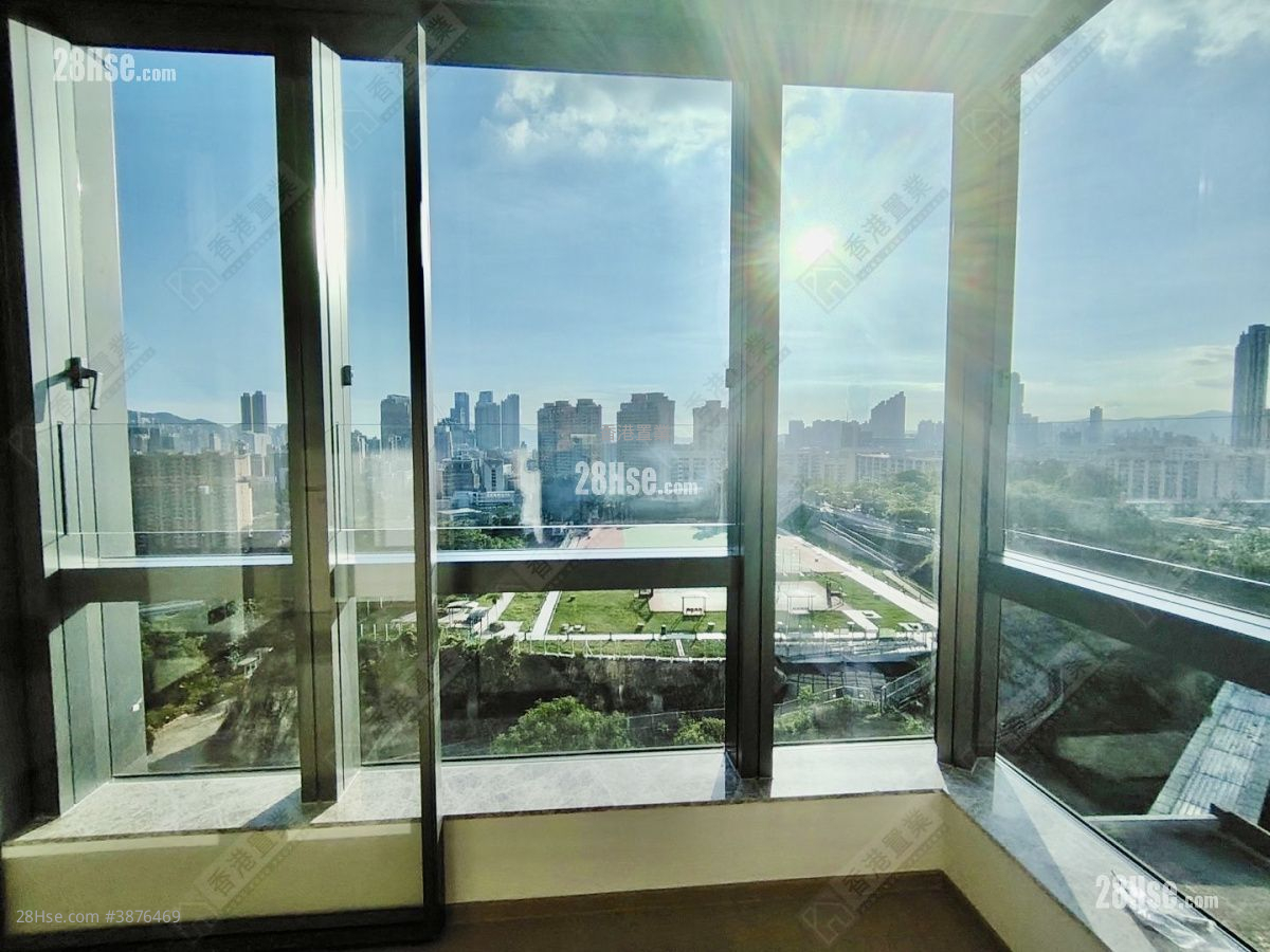 In One Sell 3 Bedrooms 941 ft² ( 87.4 m² )