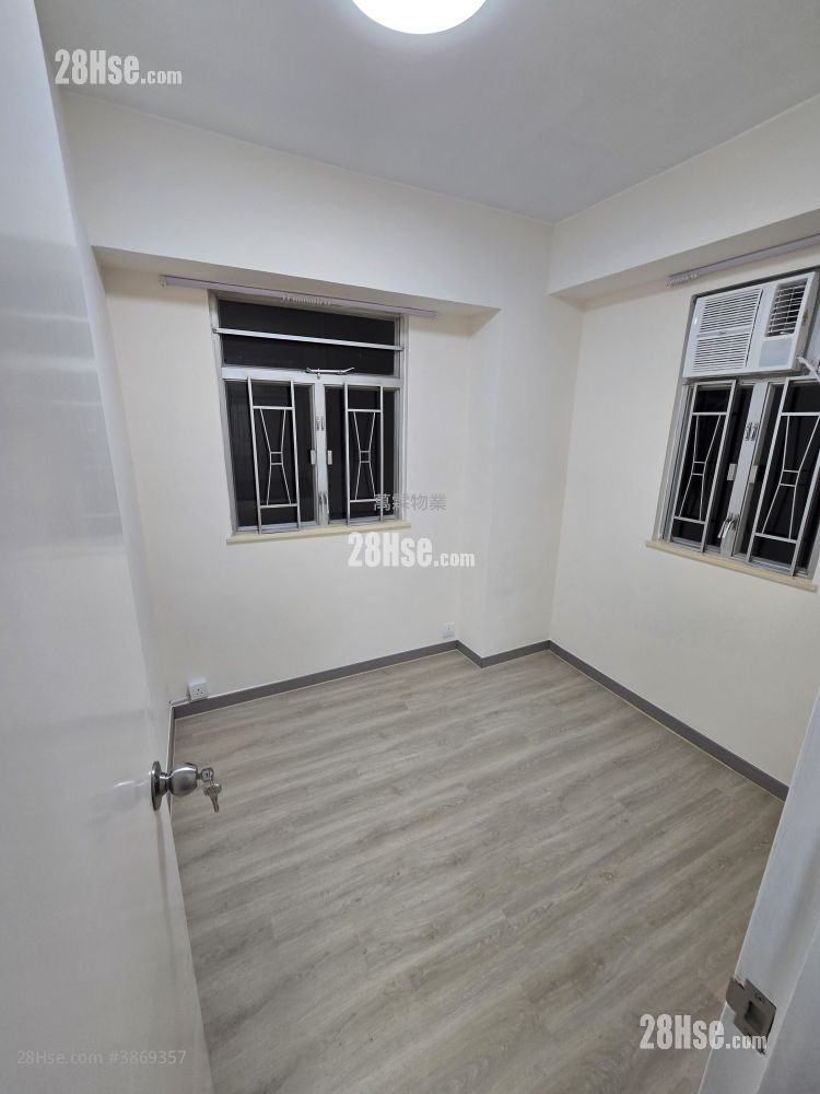 Whampoa Estate Rental 2 Bedrooms , 1 Bathroom 323 ft² ( 30.0 m² )