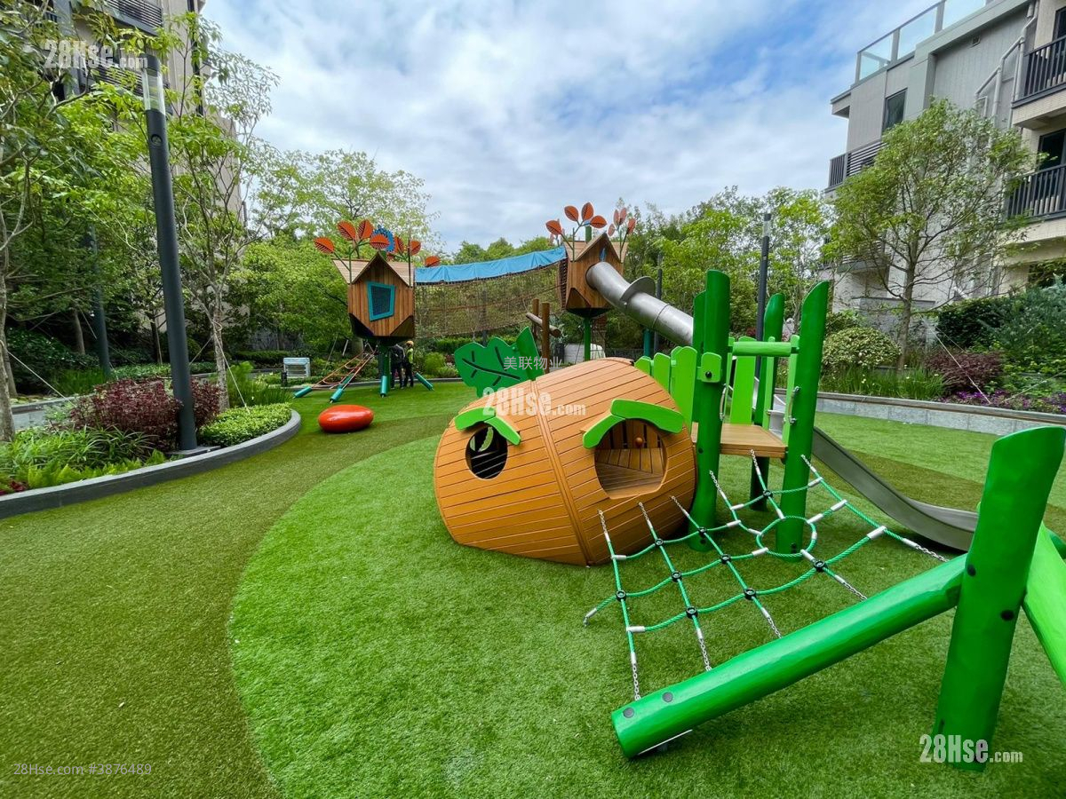 Wetland Seasons Park Rental 3 Bedrooms 541 ft² ( 50.3 m² )