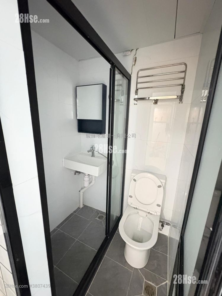 Nam Fung Mansion Rental 1 Bedroom , 1 Bathroom 180 ft² ( 16.7 m² )