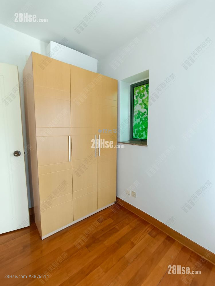 Island Harbourview Rental 2 Bedrooms , 1 Bathroom 520 ft² ( 48.3 m² )