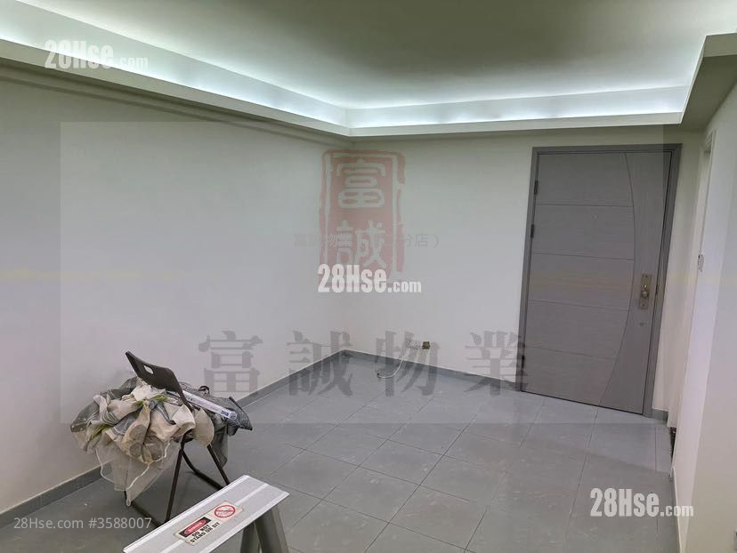 Yau Tong Centre Rental 2 Bedrooms , 1 Bathroom 432 ft² ( 40.1 m² )