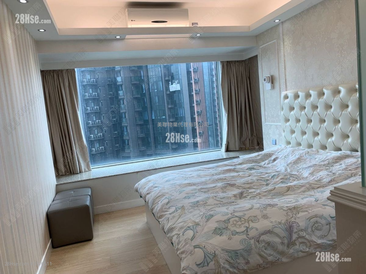 Festival City Rental 4 Bedrooms , 3 Bathrooms 961 ft² ( 89.3 m² )