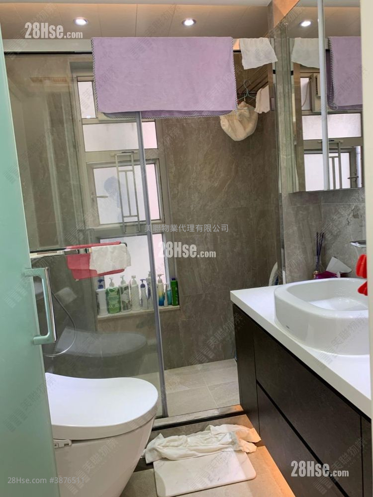 Festival City Rental 4 Bedrooms , 3 Bathrooms 961 ft² ( 89.3 m² )