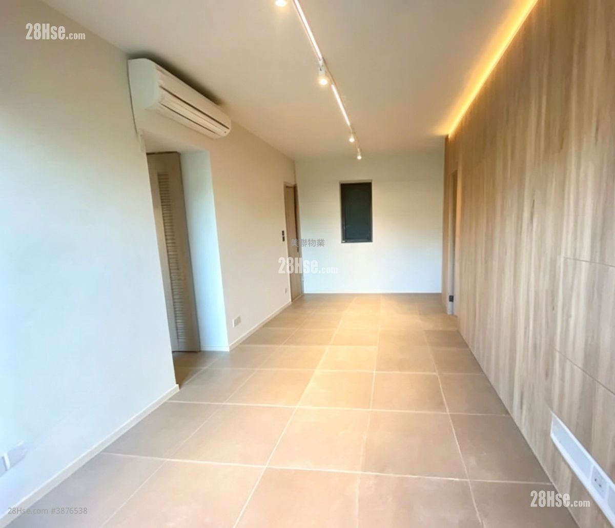 The Pavilia Farm Rental 4 Bedrooms , 2 Bathrooms 772 ft² ( 71.7 m² )