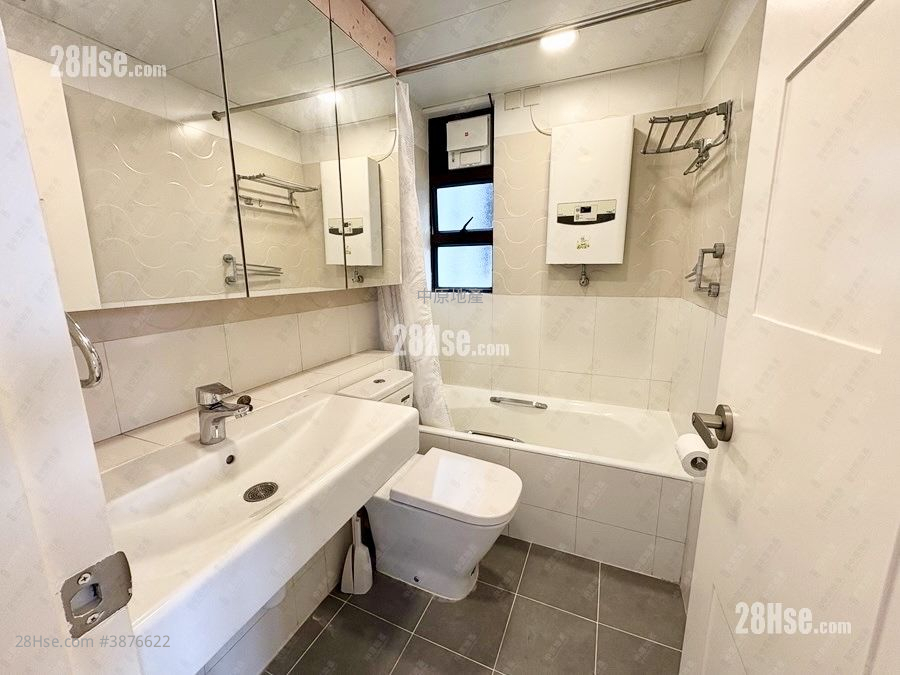 Parc Oasis Rental 3 Bedrooms , 2 Bathrooms 1,072 ft² ( 99.6 m² )