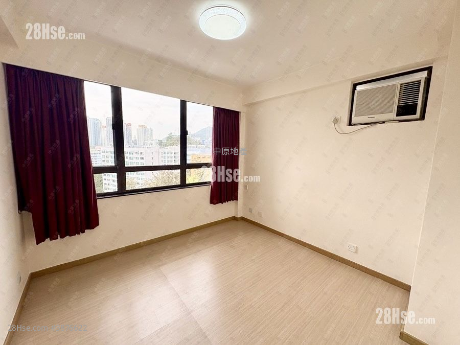 Parc Oasis Rental 3 Bedrooms , 2 Bathrooms 1,072 ft² ( 99.6 m² )